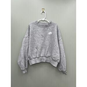 Nike Girls Club Fleece Crewneck Sweatshirt Gray Oversized Athletic Pullover M